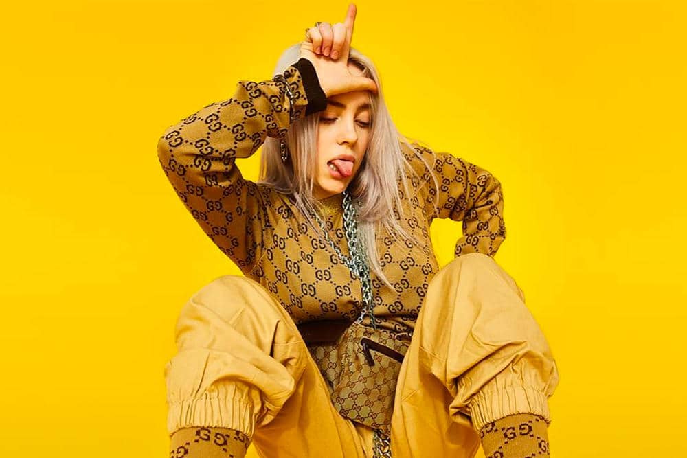 Billie Eilish  in studio