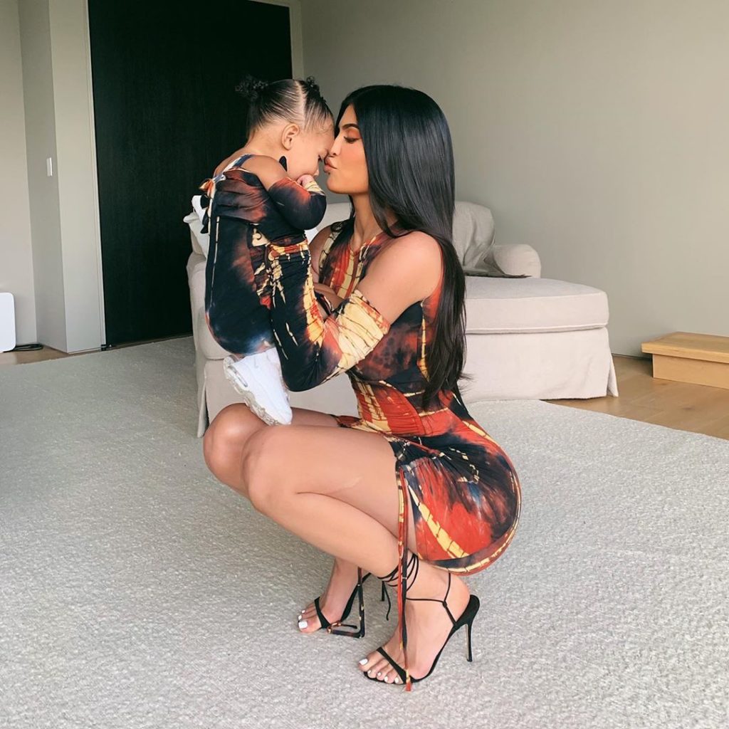 Kylie Jenner e Stormi come famiglia